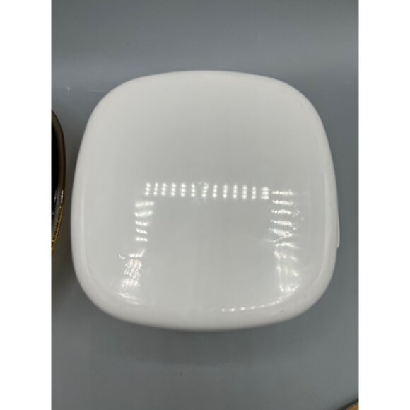 Vtg Corningware 3 qt Casserole Dish & Brown Lid White w/ Basket of Blue Flowers - Picture 7 of 12